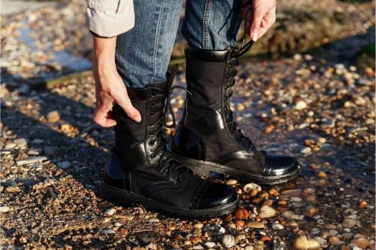 Women wear tight tactical boots